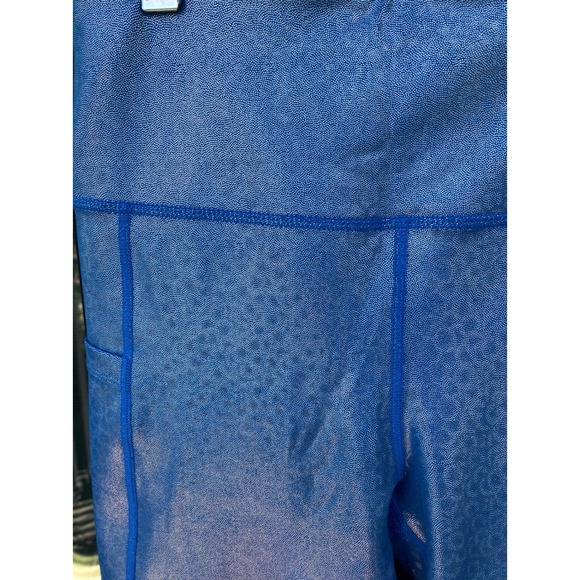 Women's ZYIA Active Blue Mermaid Light n Tight Hi-Rise Capri Leggings Size 4 NWT - Picture 2 of 7